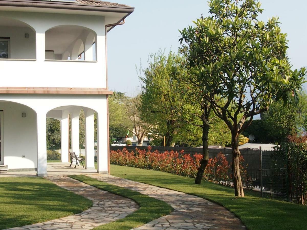B&B Le Farfalle Onno Exterior photo
